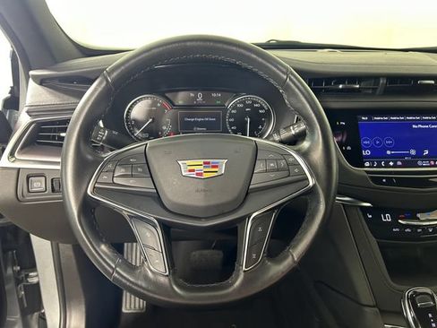Used 2023 Cadillac XT5 Luxury FWD image 14