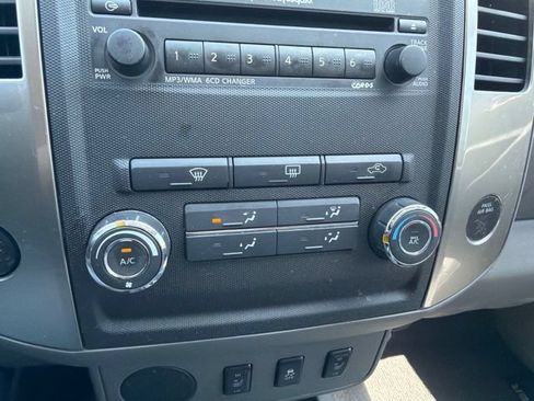 Used 2012 Nissan Frontier SL RWD image 15