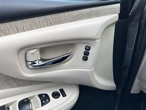 Used 2024 Nissan Murano SL image 21
