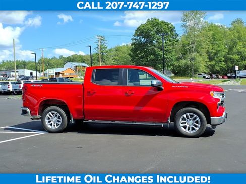 Used 2024 Chevrolet Silverado 1500 LT AWD/4WD image 4