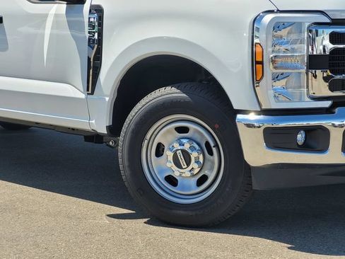 New 2026 Ford F350 XL w/ XL Chrome Package RWD image 2