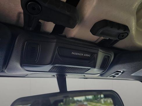 Used 2024 Jeep Wrangler Sport AWD/4WD image 16