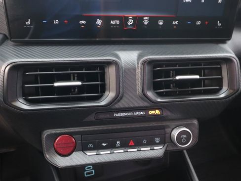 Used 2024 Ford Mustang Coupe RWD image 19