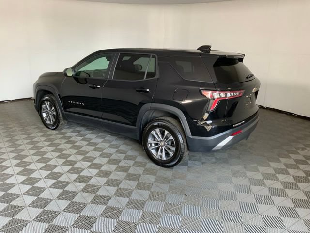 Used 2026 Chevrolet Equinox LT AWD/4WD image 10