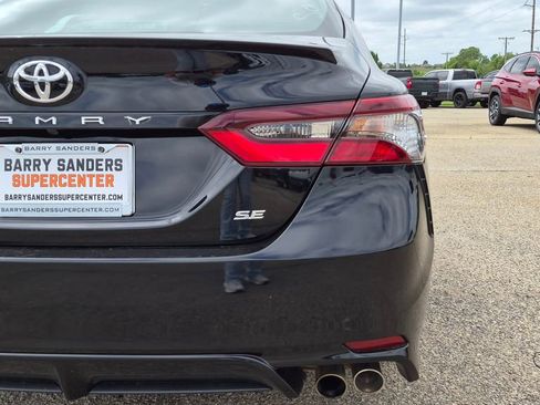 Used 2023 Toyota Camry SE FWD image 8
