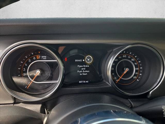Used 2021 Jeep Wrangler Unlimited Sahara w/ Safety Group AWD/4WD image 10