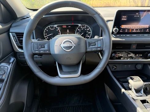 New 2026 Nissan Rogue SV image 29