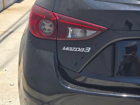 Used 2016 MAZDA MAZDA3 i Sport w/ Preferred Equipment Package FWD image 6