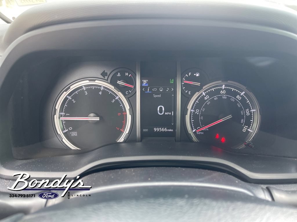 Used 2023 Toyota 4Runner TRD Off-Road Premium w/ Moonroof Package AWD/4WD image 4