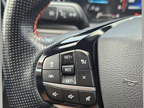 Used 2022 Ford Explorer ST-Line AWD/4WD image 17