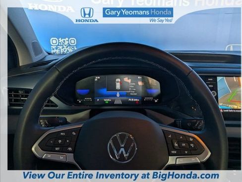 Used 2023 Volkswagen Taos SE FWD image 28