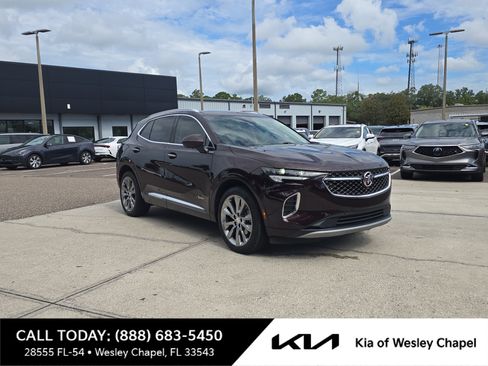 Used 2021 Buick Envision Avenir w/ Technology Package II FWD image 1