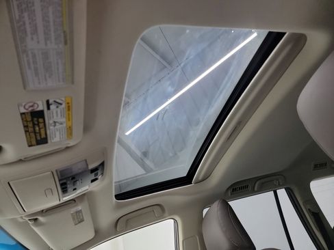 Used 2019 Lexus GX 460 image 24