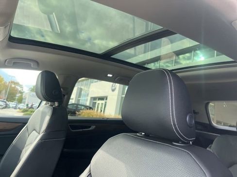 New 2026 Volkswagen Atlas SE image 34