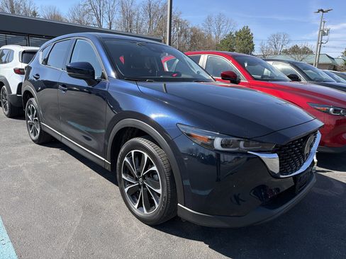 Used 2023 MAZDA CX-5 AWD 2.5 S w/ Premium Package image 2