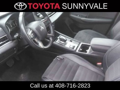 Used 2024 Mitsubishi Outlander SE FWD image 4