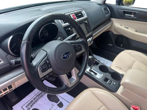 Used 2015 Subaru Legacy 2.5i Limited AWD/4WD image 3