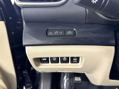 Used 2023 Nissan Maxima Platinum w/ Sport Mat Group image 15