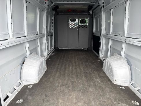 Used 2024 RAM ProMaster 3500 w/ Convenience Group FWD image 18