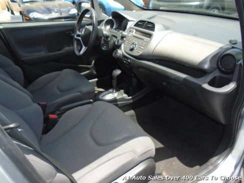 Used 2013 Honda Fit image 9