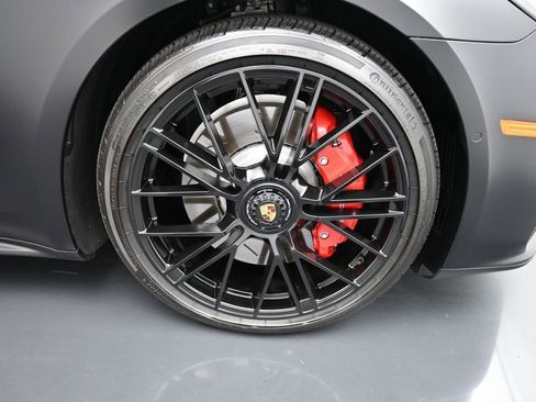 Certified 2026 Porsche Panamera GTS AWD/4WD image 33