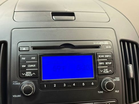 Used 2010 Hyundai Elantra SE image 31