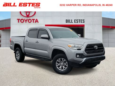 Used 2017 Toyota Tacoma SR image 1