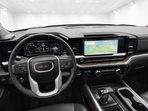 Used 2025 GMC Sierra 1500 Elevation w/ Elevation Premium Package AWD/4WD image 20