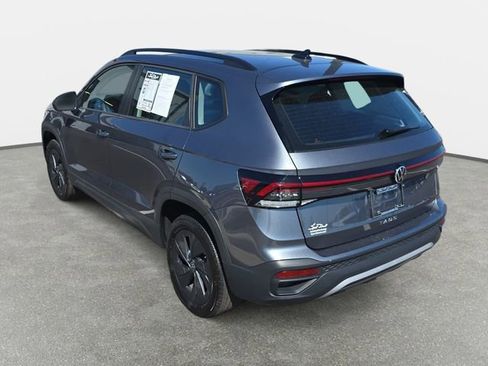 Used 2025 Volkswagen Taos S FWD image 7