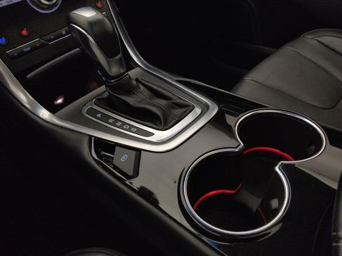 Used 2017 Ford Edge Titanium w/ Equipment Group 301A image 26