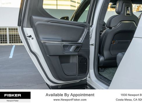 Used 2024 Rivian R1T Adventure image 16