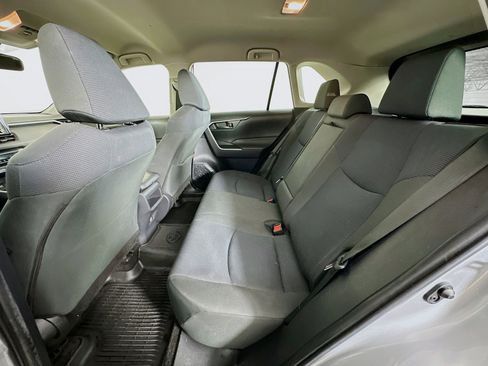 Used 2019 Toyota RAV4 LE image 26