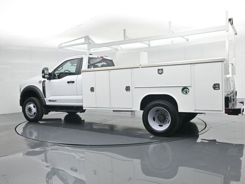 New 2024 Ford F450 XL w/ XL Chrome Package image 6