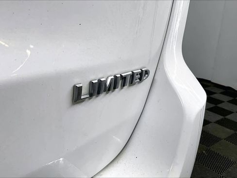 Used 2021 Jeep Grand Cherokee Limited w/ Premium Lighting Group image 10