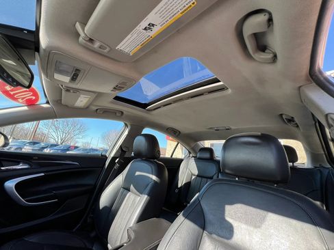 Used 2012 Buick Regal Leather FWD image 16