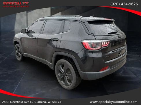 Used 2021 Jeep Compass Latitude AWD/4WD image 3