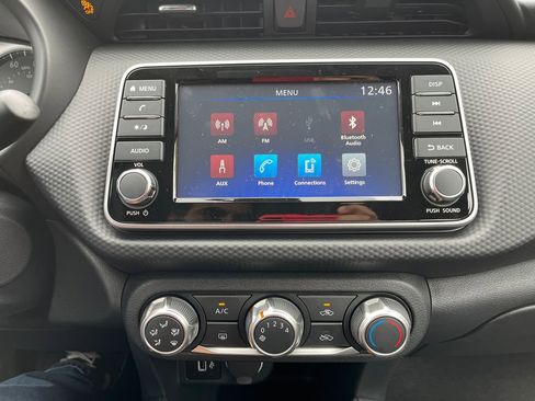 New 2025 Nissan Kicks Play S image 23