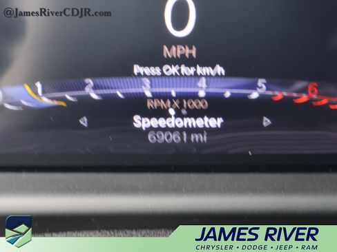 Used 2023 Jeep Wagoneer L Series II image 31