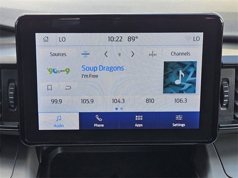 Used 2023 Ford Explorer XLT image 18