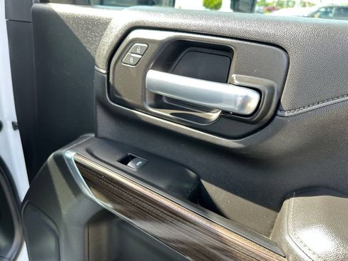 Used 2022 Chevrolet Silverado 2500 LT w/ Convenience Package AWD/4WD image 16