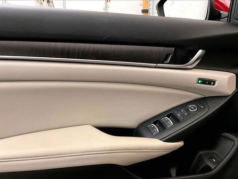 Used 2018 Honda Accord EX-L image 22