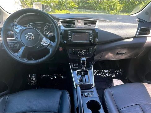 Used 2018 Nissan Sentra SL FWD image 16