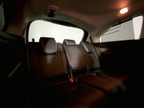 Used 2025 Honda Odyssey Touring image 24