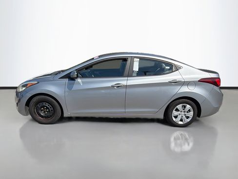 Used 2016 Hyundai Elantra SE image 6