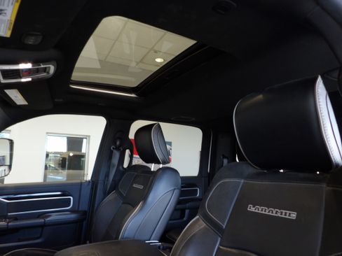 Used 2020 RAM 2500 Laramie AWD/4WD image 17