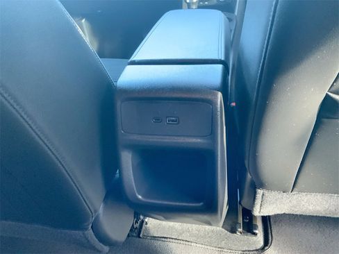 Used 2024 Buick Envista Preferred w/ Convenience II Package image 30