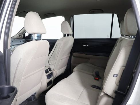 Used 2016 Honda Pilot EX image 9