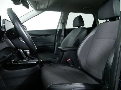 Used 2023 Kia Seltos S w/ Navigation Package FWD image 17
