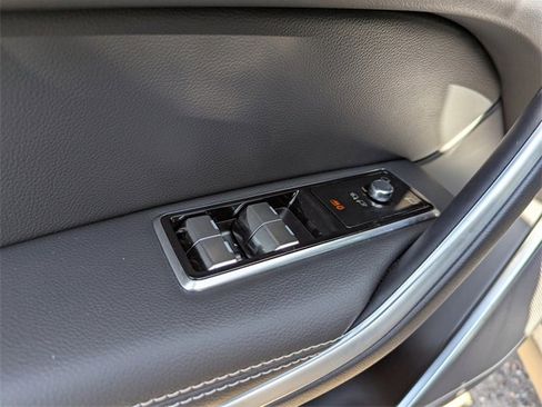 New 2026 Jaguar F-PACE R-Dynamic S image 22