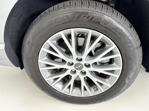 Used 2024 Genesis GV80 2.5T AWD/4WD image 30